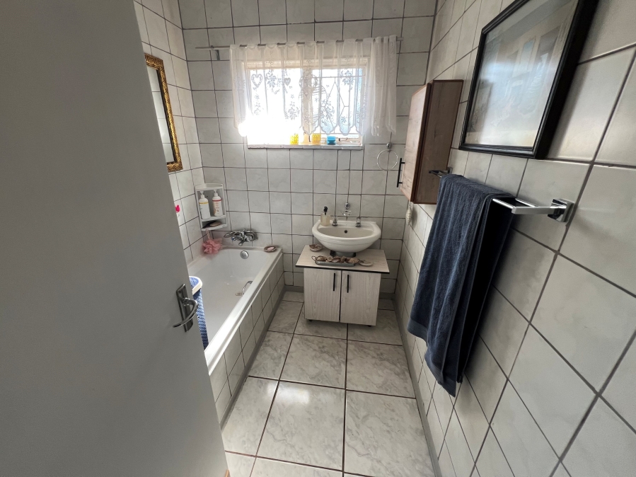 4 Bedroom Property for Sale in Stilfontein North West